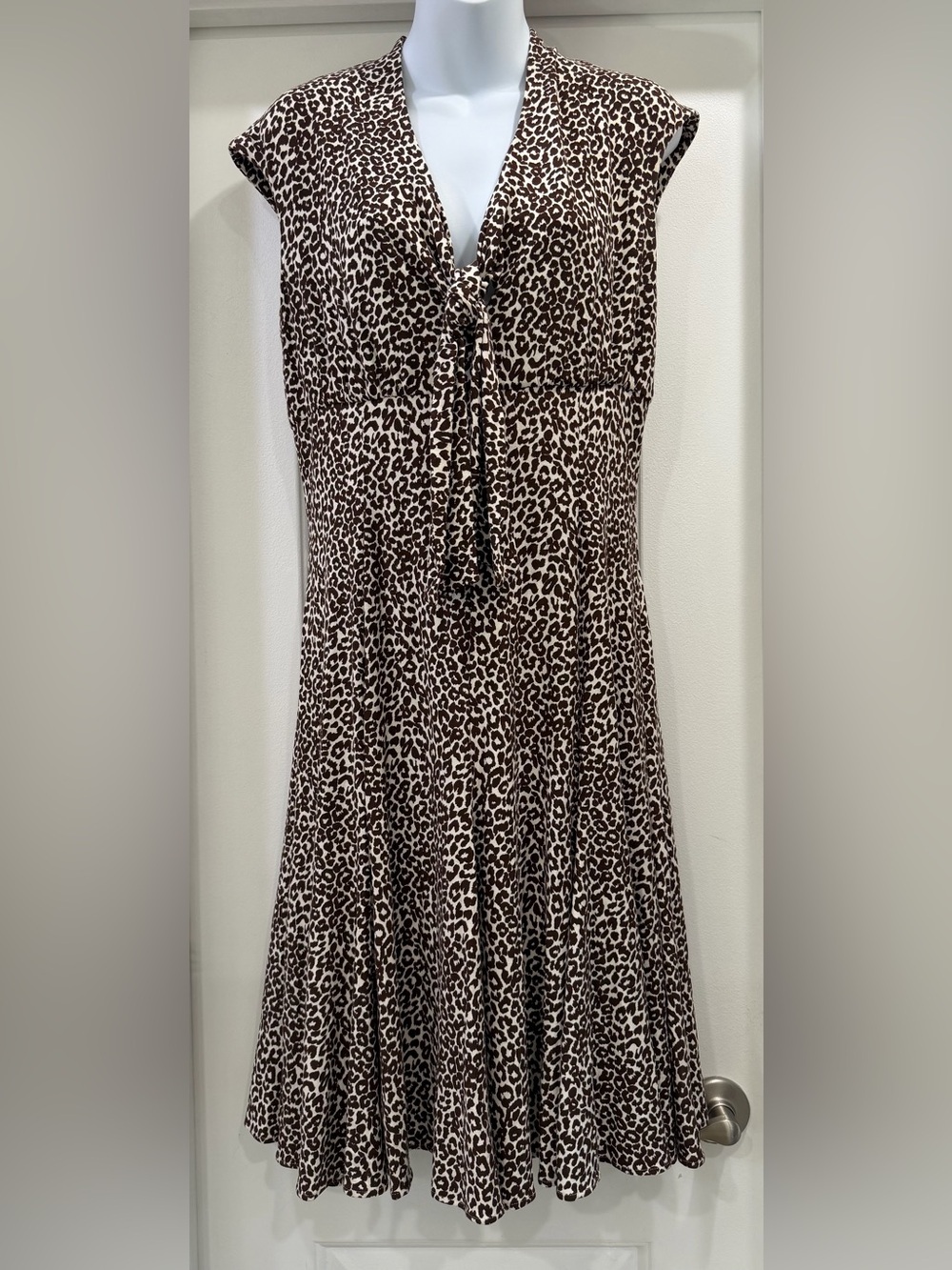 Talbots Vintage Y2K Leopard 🐆 Print Stretch Jersey V-Neck Size 10
